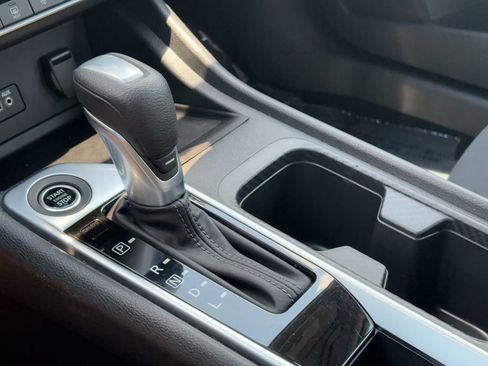 Certified 2023 Nissan Sentra SV w/ All-Weather Package FWD image 19