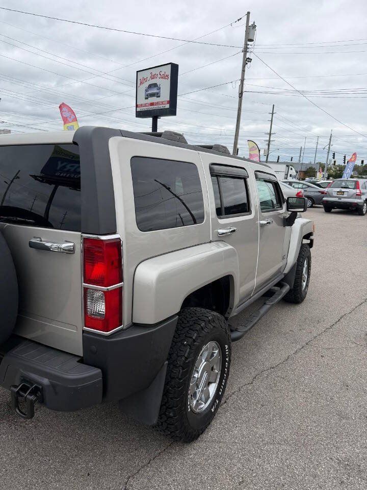 Used 2008 HUMMER H3 Luxury AWD/4WD image 46