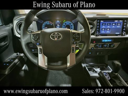 Used 2021 Toyota Tacoma SR5 RWD image 11
