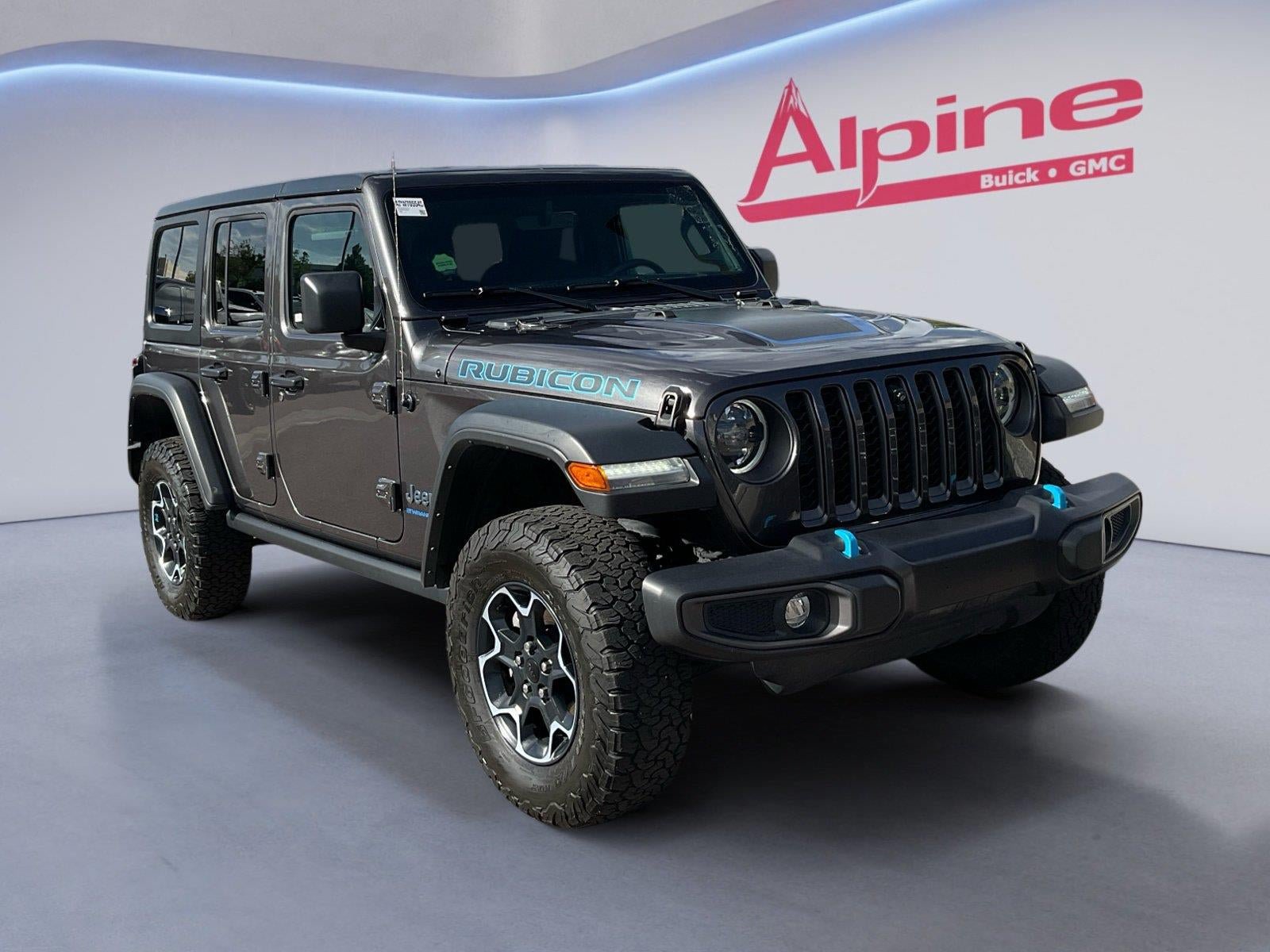 Used 2023 Jeep Wrangler Unlimited Rubicon 4xe w/ Cold Weather Group AWD/4WD image 7