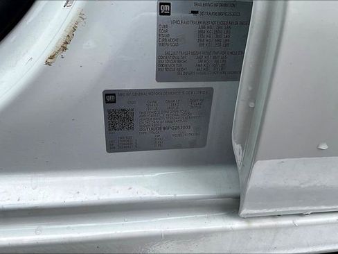 Used 2023 GMC Sierra 1500 SLT image 5