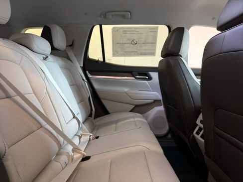 New 2026 GMC Terrain Denali w/ LPO, Floor Liner Package image 33