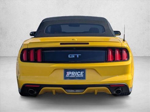 Used 2017 Ford Mustang GT Premium image 7