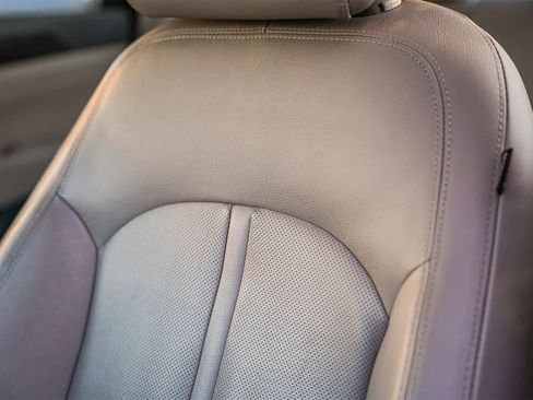 Used 2016 Hyundai Sonata Limited w/ Option Group 02 image 23