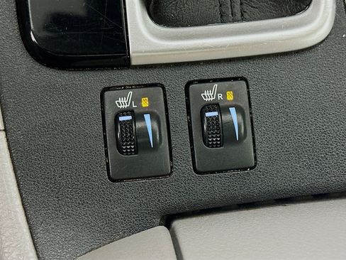 Used 2018 Toyota Highlander XLE FWD image 26