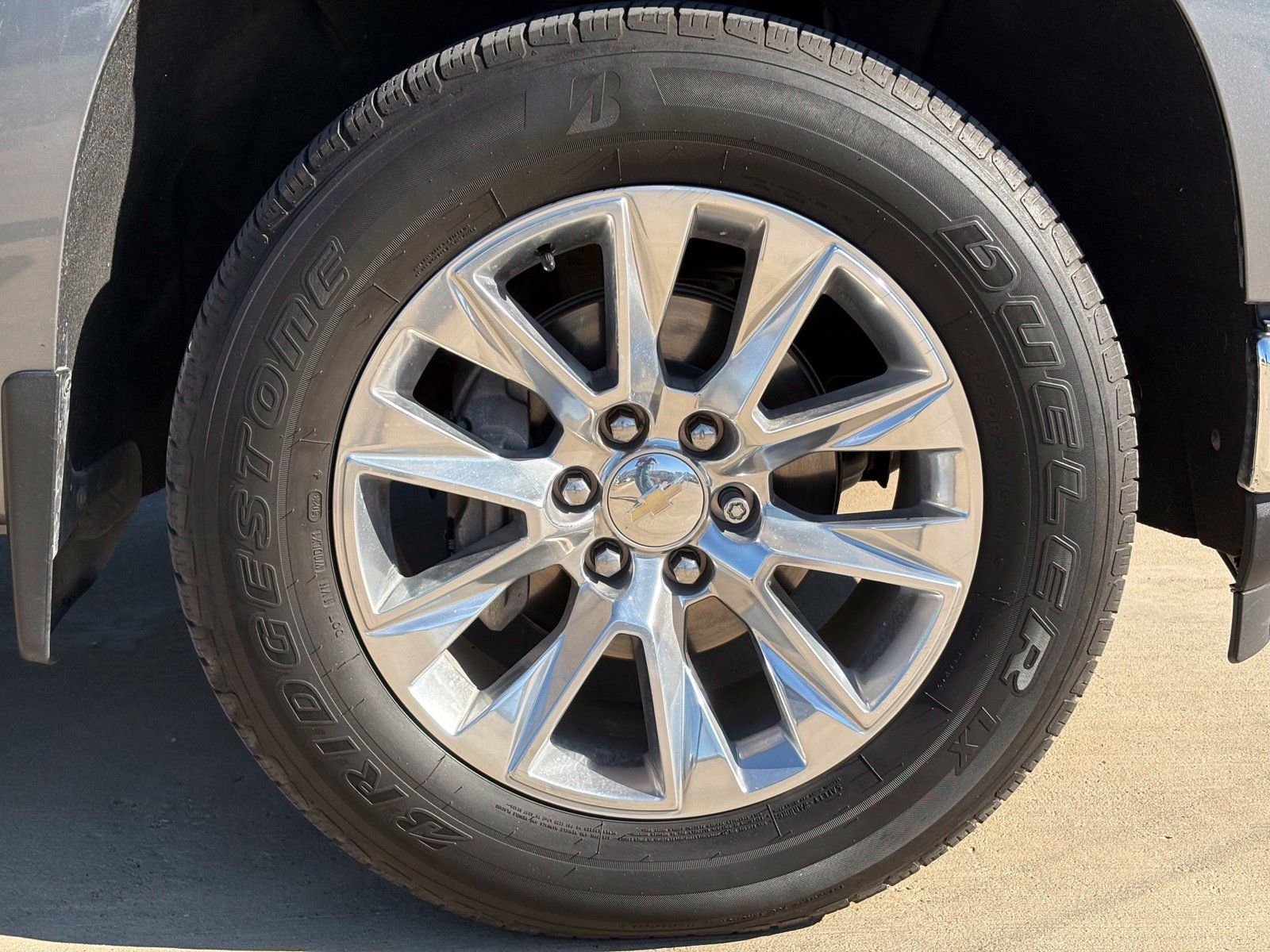 Certified 2020 Chevrolet Silverado 1500 LTZ w/ LTZ Premium Package AWD/4WD image 10