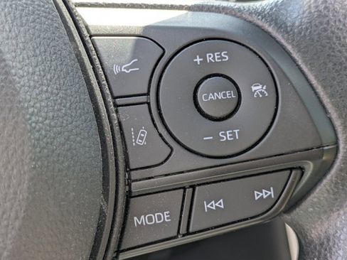 Used 2024 Toyota RAV4 XLE w/ Convenience Package AWD/4WD image 14