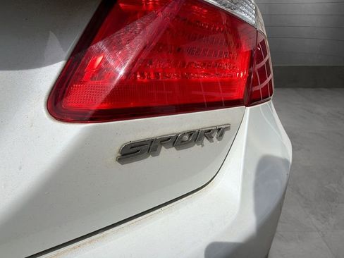 Used 2015 Honda Accord Sport image 31