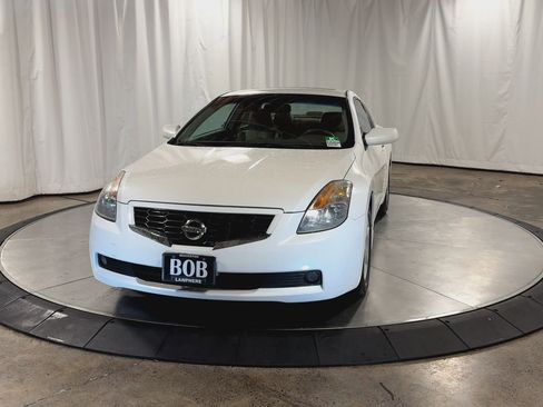 Used 2009 Nissan Altima 2.5 S w/ Premium Pkg image 4