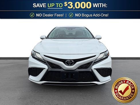 Used 2024 Toyota Camry XSE FWD image 11