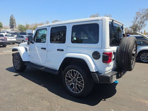 Certified 2023 Jeep Wrangler Unlimited Sahara w/ Cold Weather Group AWD/4WD image 4