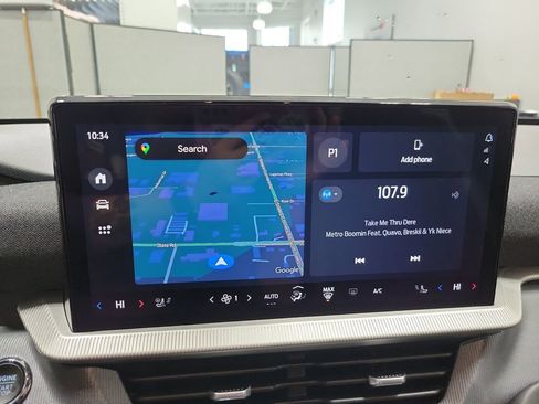 Used 2025 Ford Explorer ST image 5