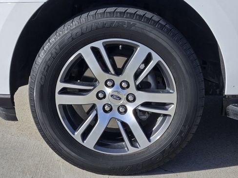 Certified 2024 Ford Expedition Limited image 13