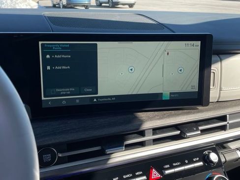 New 2025 Hyundai Santa Fe Limited FWD image 15