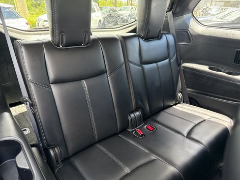 Used 2018 Nissan Pathfinder SL w/ SL Premium Package AWD/4WD image 8