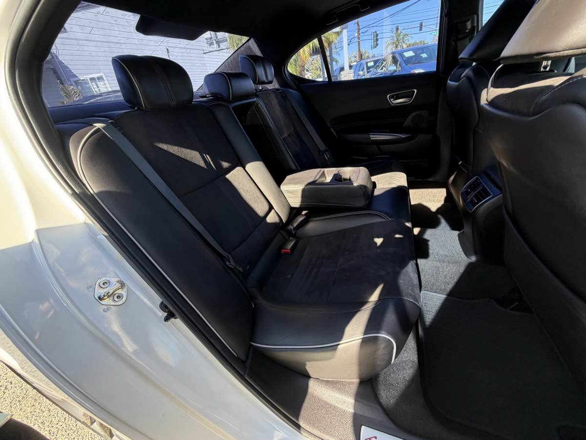Used 2019 Acura TLX w/ Technology & A-SPEC Package AWD/4WD image 33