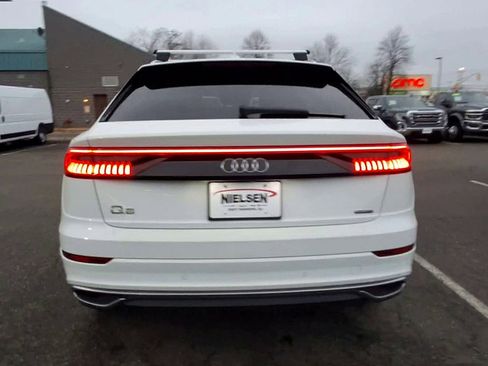 Used 2022 Audi Q8 Premium Plus w/ Premium Plus Package image 7