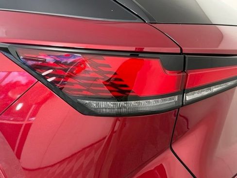 Used 2025 Lexus RX 350 Premium w/ Accessory Package (Z1) FWD image 10