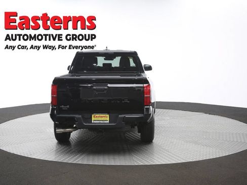 Used 2026 Toyota Tacoma SR5 AWD/4WD image 36