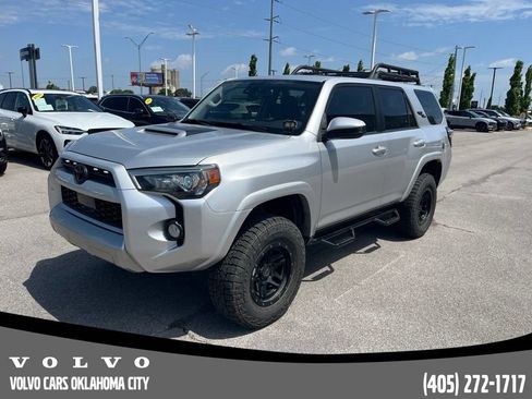 Used 2020 Toyota 4Runner TRD Off-Road AWD/4WD image 1