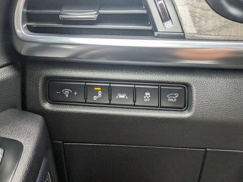 Used 2022 Kia Telluride SX w/ SX Prestige Package image 26