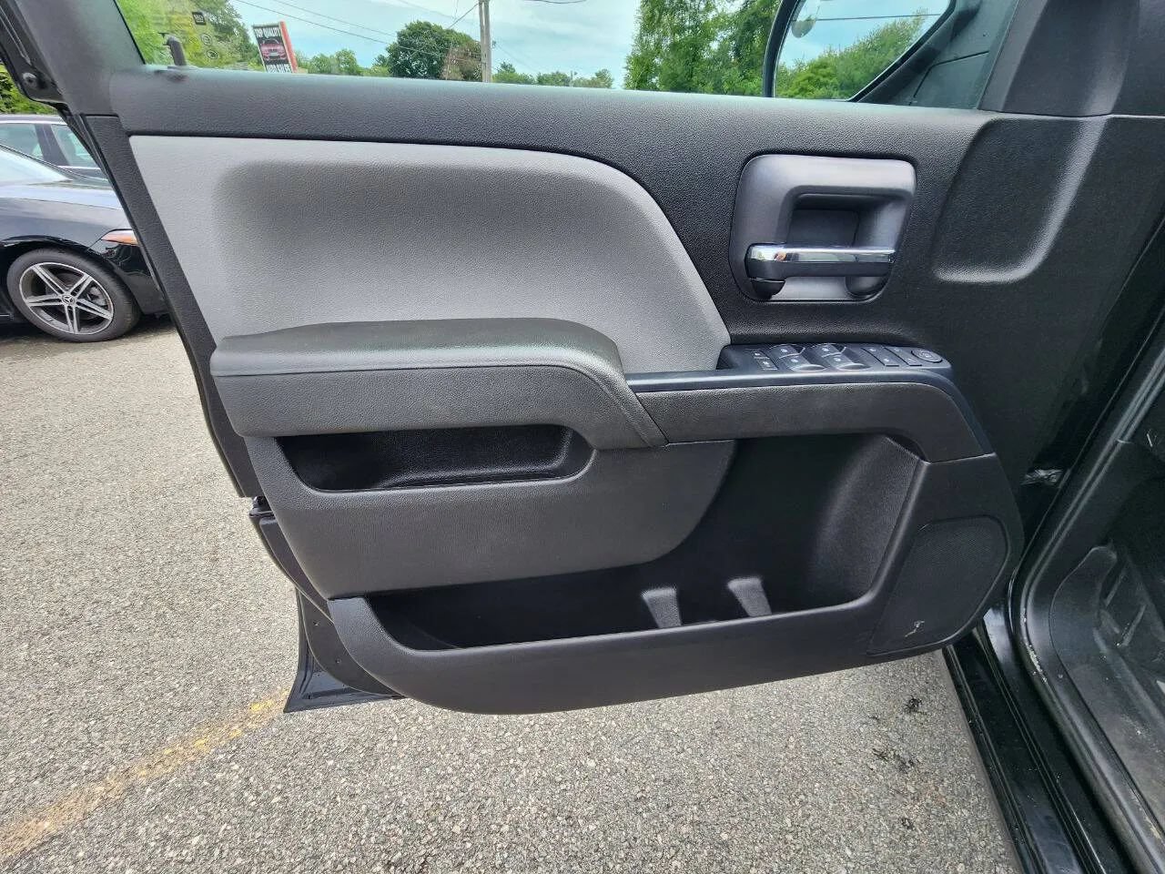 Used 2019 GMC Sierra 1500 Limited w/ Elevation Edition AWD/4WD image 9