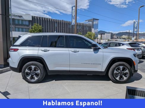 Used 2023 Jeep Grand Cherokee 4WD 4xe w/ Luxury Tech Group II image 2