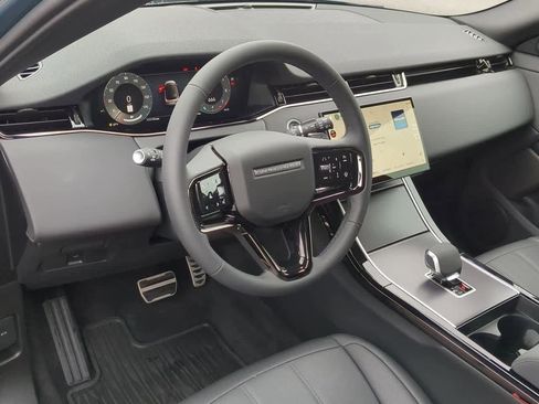 New 2026 Land Rover Range Rover Evoque Dynamic SE image 2