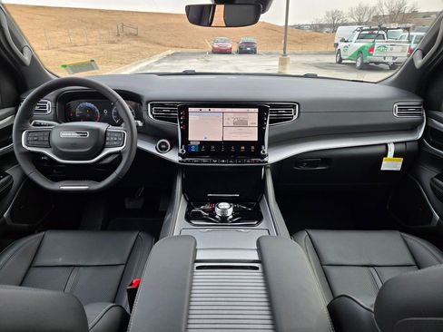 New 2026 Jeep Grand Wagoneer 4WD image 14