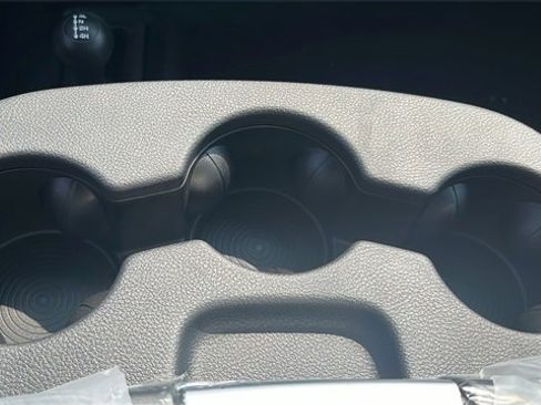 Used 2024 RAM 2500 Tradesman w/ Chrome Appearance Group image 26