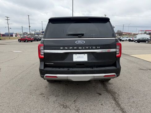 Used 2024 Ford Expedition Limited image 4
