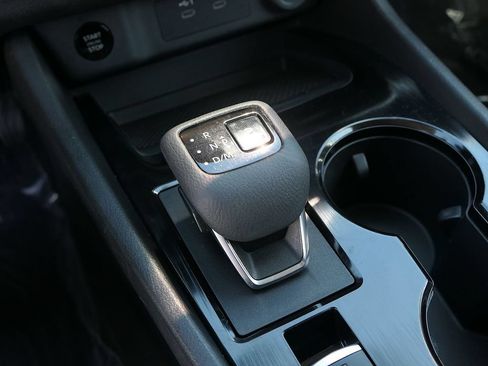Used 2024 Nissan Rogue SV FWD image 21