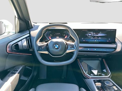 Used 2025 BMW X3 xDrive30i w/ Premium Package AWD/4WD image 22