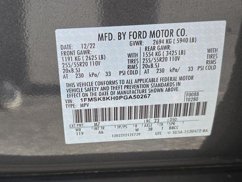 Used 2023 Ford Explorer ST-Line AWD/4WD image 36