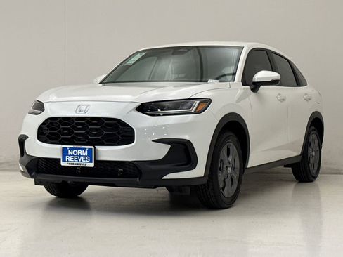 New 2026 Honda HR-V LX image 2