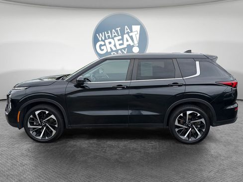 Used 2022 Mitsubishi Outlander ES AWD/4WD image 7