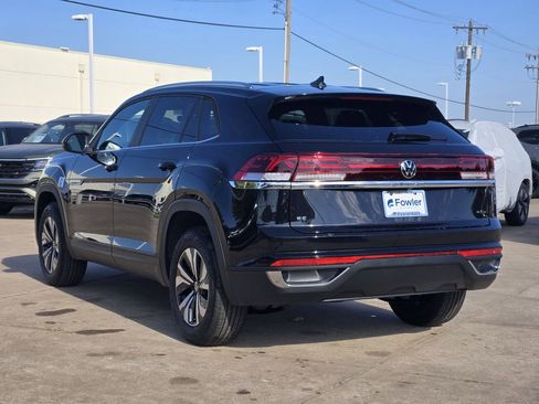 New 2026 Volkswagen Atlas Cross Sport SE image 3