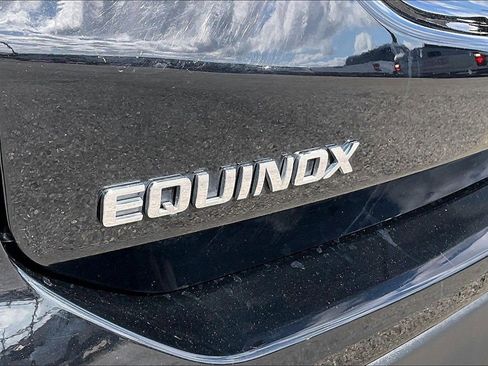 Used 2023 Chevrolet Equinox Premier image 21