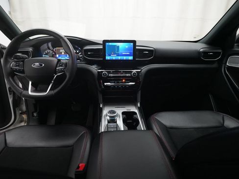 Used 2022 Ford Explorer ST-Line AWD/4WD image 5