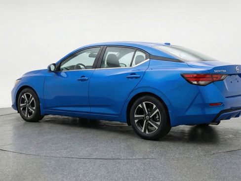 Used 2025 Nissan Sentra SV FWD image 6