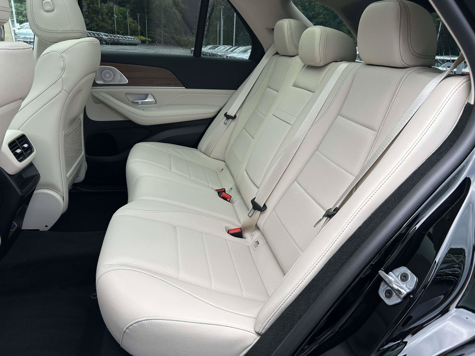New 2026 Mercedes-Benz GLE 450 4MATIC image 36