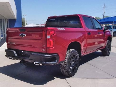 Used 2026 Chevrolet Silverado 1500 LT Trail Boss w/ Convenience Package II AWD/4WD image 17