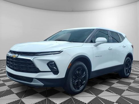 Used 2025 Chevrolet Blazer LT AWD/4WD image 22