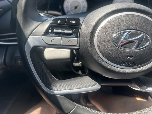 Used 2021 Hyundai Elantra SEL w/ Convenience Package FWD image 20
