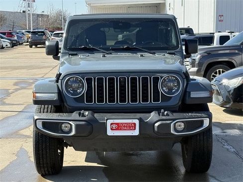 Used 2024 Jeep Wrangler Sahara w/ Technology Group image 6