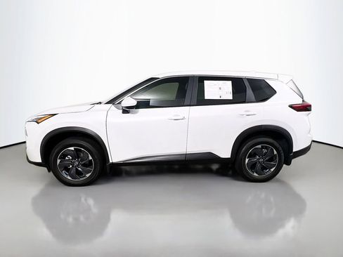 Used 2025 Nissan Rogue SV FWD image 5