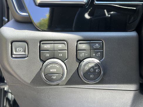 New 2026 Chevrolet Silverado 1500 LT Trail Boss w/ LT Trail Boss Premium Package AWD/4WD image 53