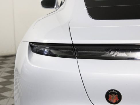 Used 2023 Porsche Taycan 4S image 13