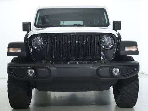 Used 2022 Jeep Wrangler Willys image 5