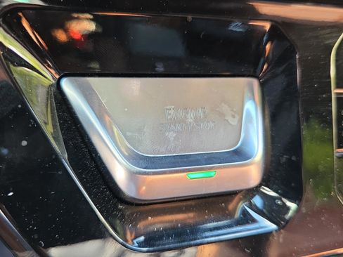 Used 2024 GMC Sierra 2500 Denali Ultimate w/ Max Trailering Package image 27